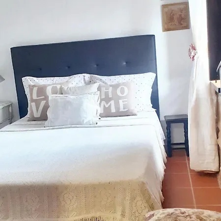 Holiday home Charming House In Parada + Fireplace