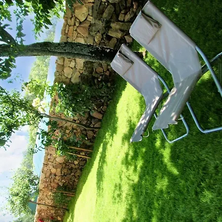 Charming House In Parada + Fireplace Holiday home *