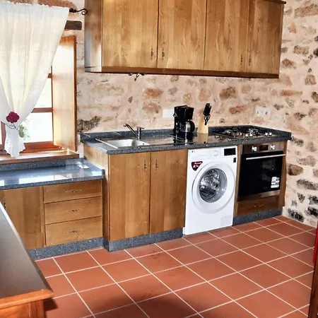 Holiday home Charming House In Parada + Fireplace *