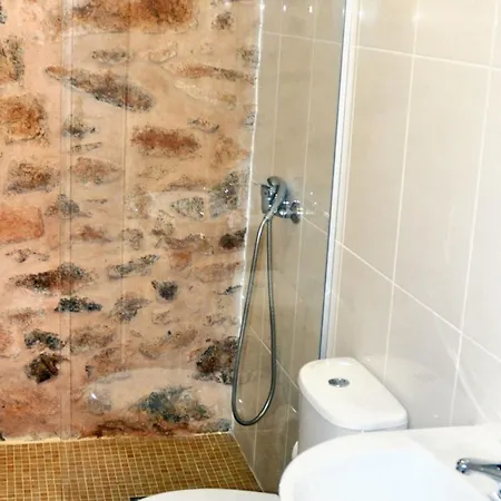 Holiday home Charming House In + Fireplace Parada (Braganca, Braganca)