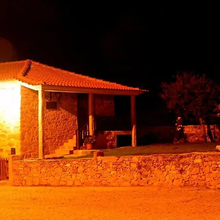 Charming House In + Fireplace *