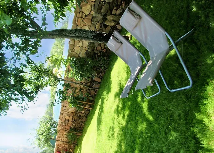 Charming House In + Fireplace 度假居 *